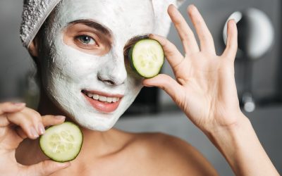 Les secrets de la beauté lunaire : pourquoi passer au maquillage qui brille dans le noir ?