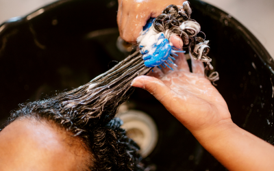 Les Cheveux des Super-Héros : Secrets Capillaires de nos Figures de Fiction